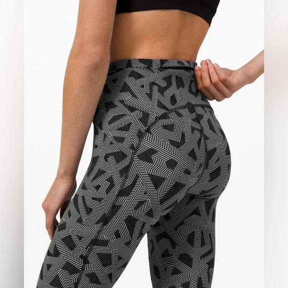 Lululemon Swift Speed High-Rise Tight - Picture 3 of 7